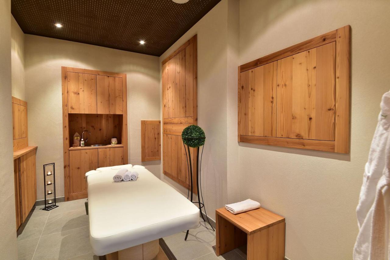 Hotel Tirolerhof Теренто Екстериор снимка