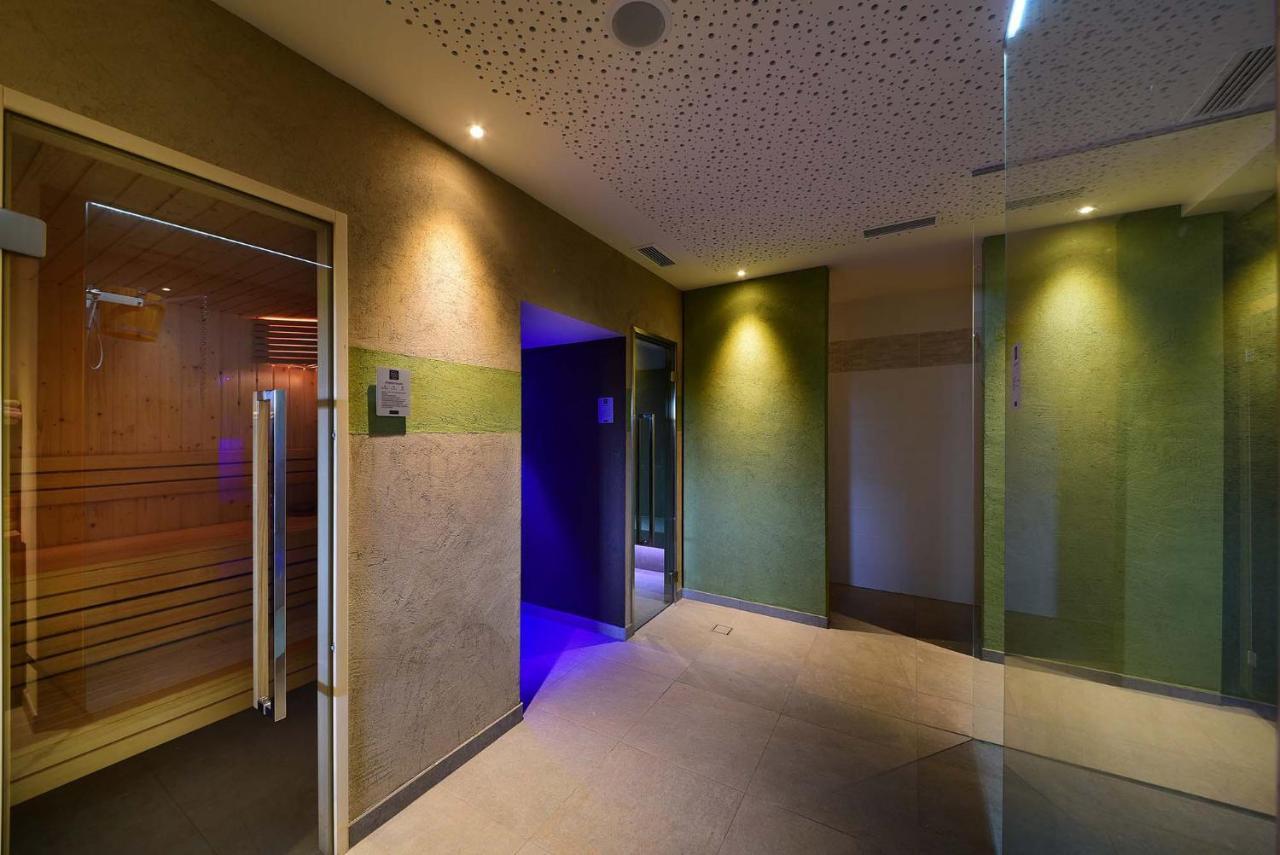 Hotel Tirolerhof Теренто Екстериор снимка